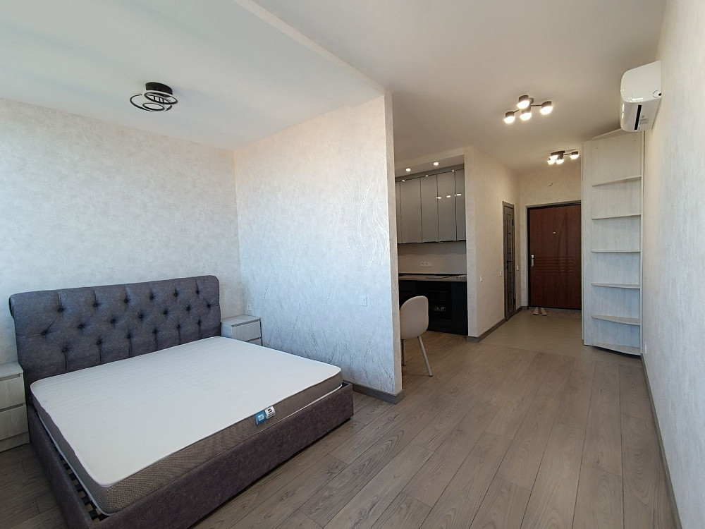 Продам квартиру -студію після ремонту в новобудові в центрі міста . Бровари - зображення 1