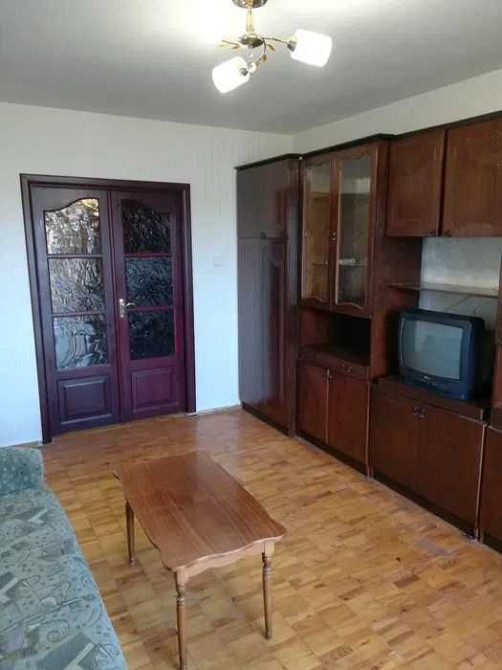 Оренда 2к квартири Святошинський Героїв Космосу 13 м. Житомирська Київ - зображення 1