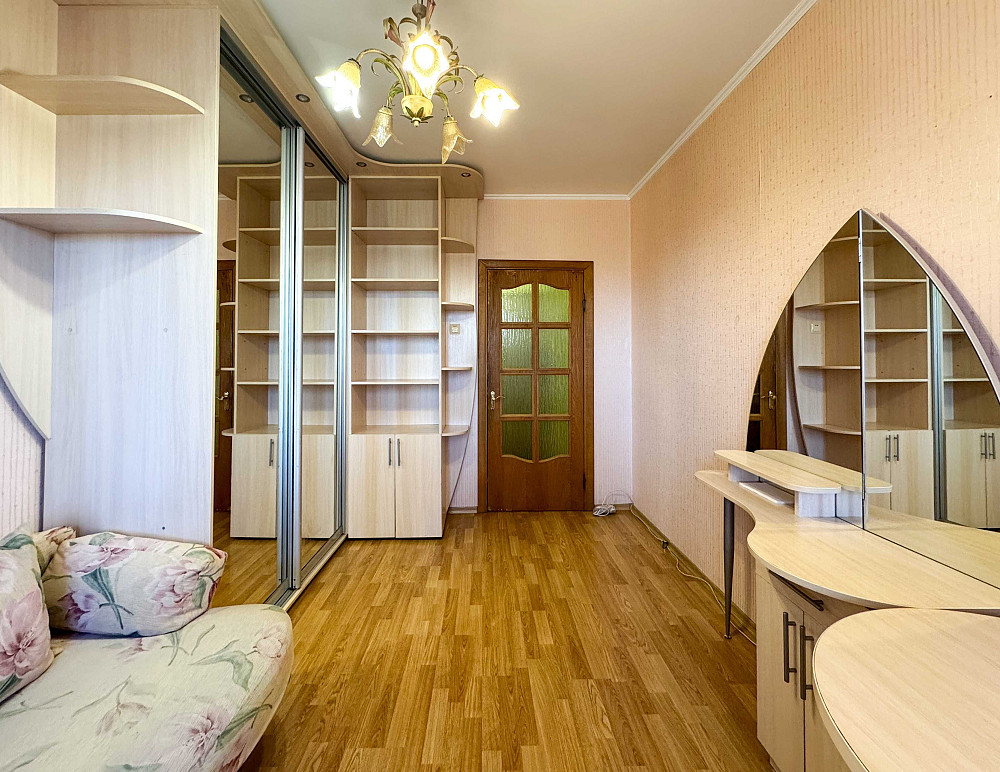 Продаж 2K S-50m Рональда Рейгана 11 (Теодора Драйзера) Троєщина, Київ - зображення 2