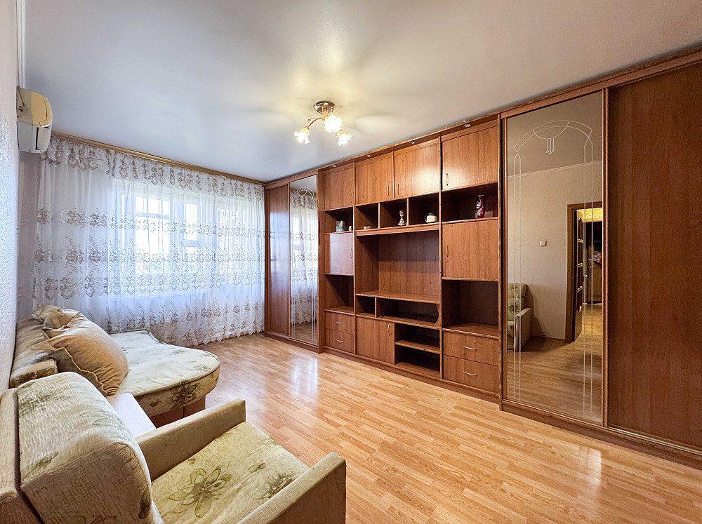 Продаж 2K S-50m Рональда Рейгана 11 (Теодора Драйзера) Троєщина, Київ - зображення 3