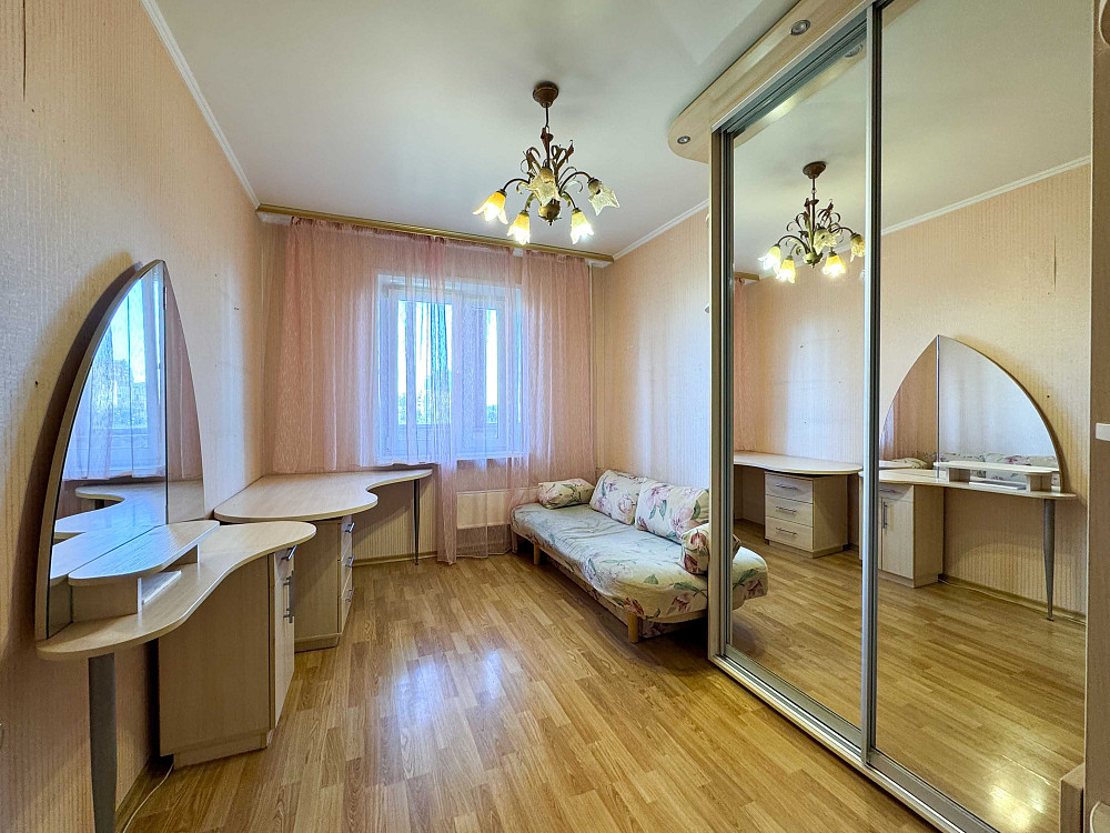 Продаж 2K S-50m Рональда Рейгана 11 (Теодора Драйзера) Троєщина, Київ - зображення 1