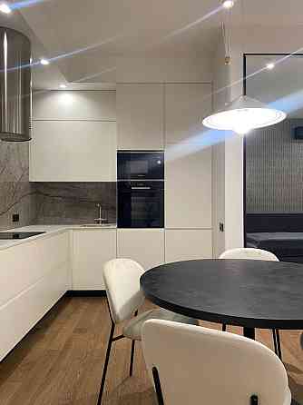 Без% сдам  3-х комнатную  квартиру в ЖК Ярославов град Золотые ворота Київ