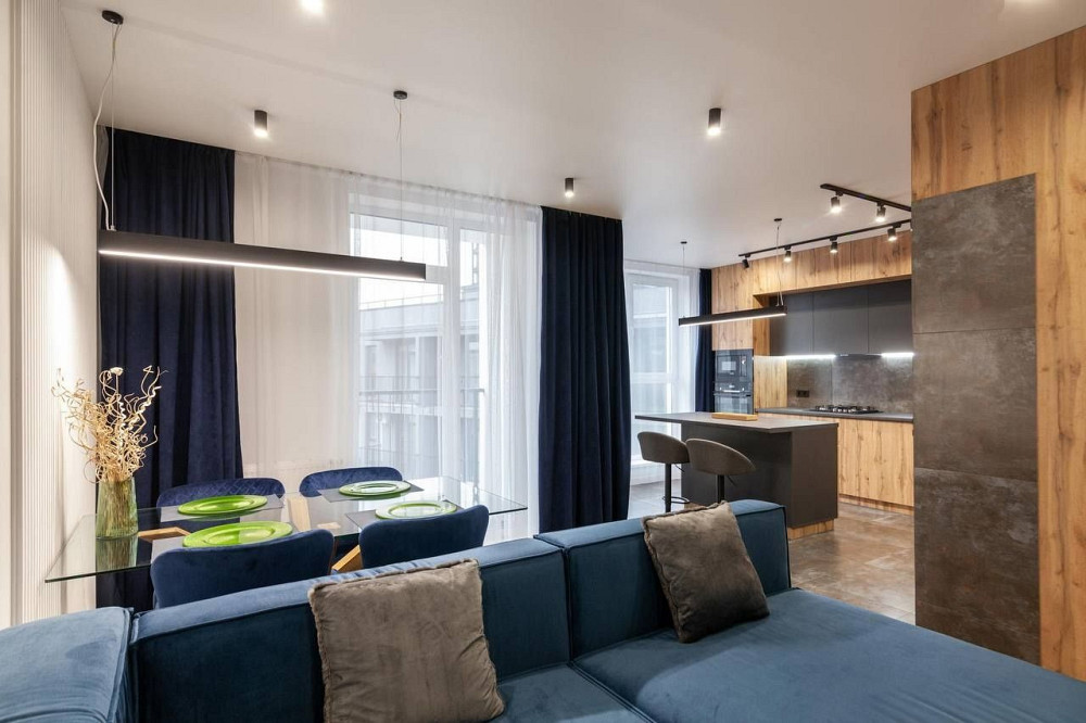 3-кімнатна квартира, Залізнична, 9 Львов - изображение 1