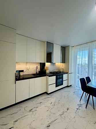 Продаж 2к квартири в ЖК В4, Новий район Ужгород