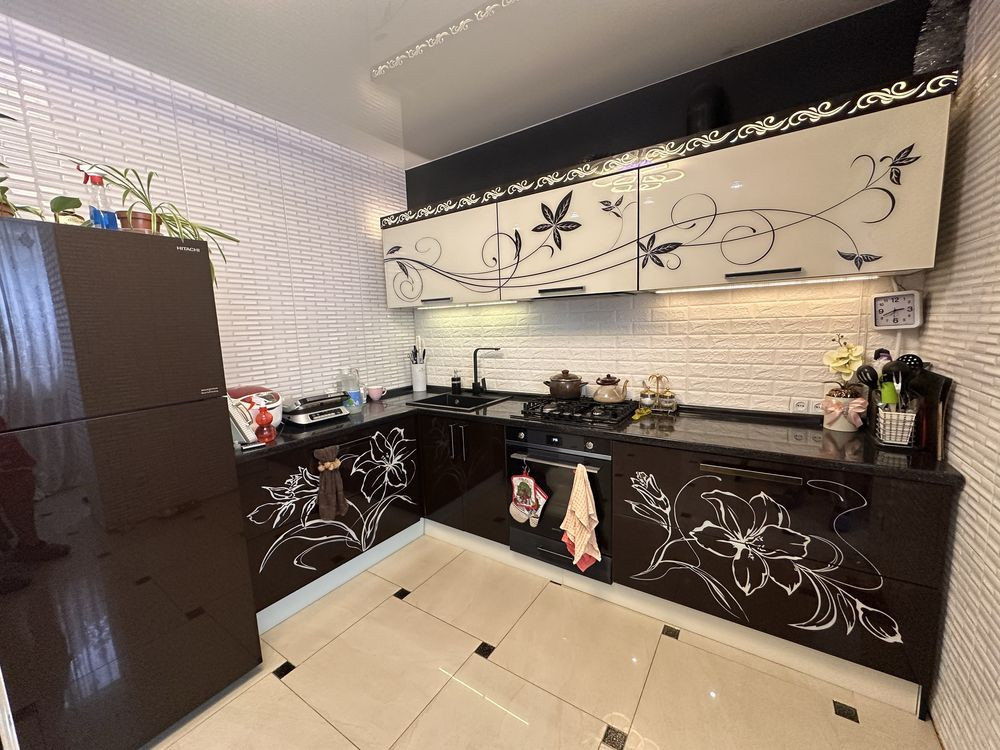 3 комнатная 93 метра Ремонт мебель техника  Новый  Газовый дом Одеса - зображення 2