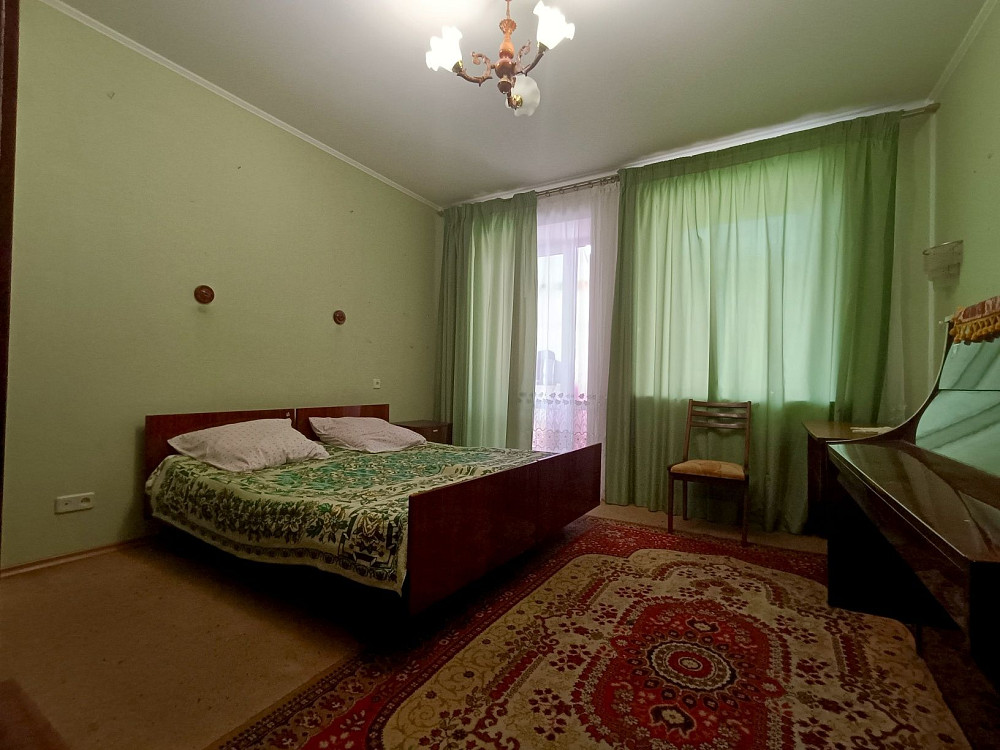 Центр. Площа. Трикімнатна.  5 спальних місць .Вся мебля та техніка. Чернигов - изображение 5