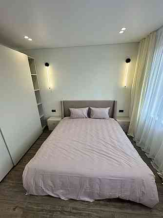 Оренда 1 кімнатної розкішної квартири у Центрі міста вул.Руська Ужгород