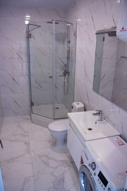 Столичное Надднепрянское Свитлопарк Выдубичи Голосеевский Київ - зображення 7