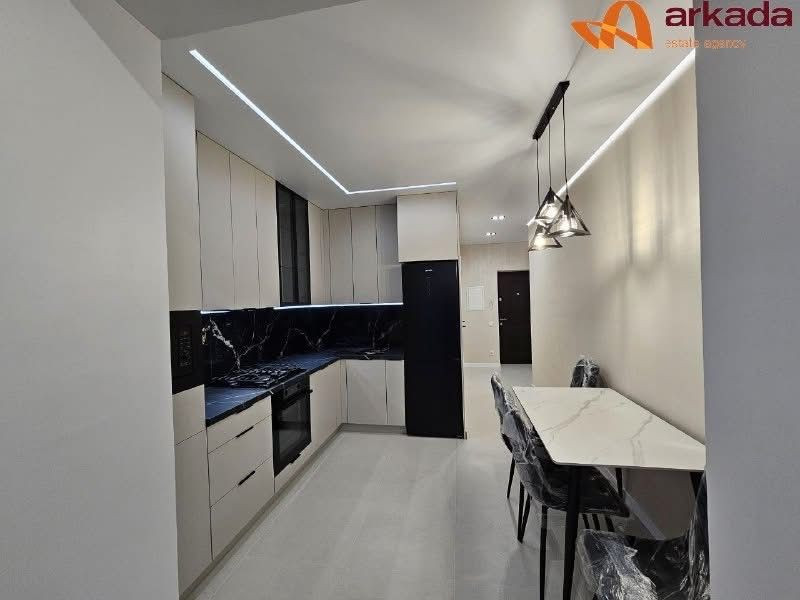 Продаж 1-кімнатної квартири з ремонтом в центрі міста            d Ивано-Франковск - изображение 1