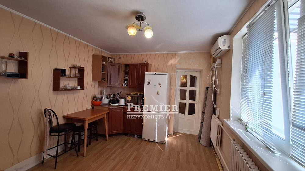 До продажу 2 кімн квартира у комунальному будинку Чорноморськ - зображення 1