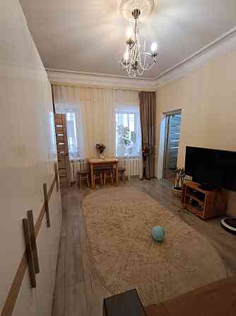 Продам 2-х кімнатну квартиру поруч з Центром Одеса