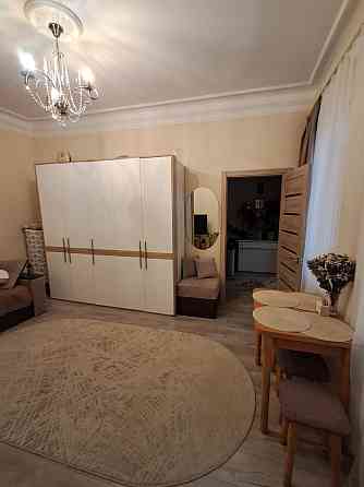Продам 2-х кімнатну квартиру поруч з Центром Одеса