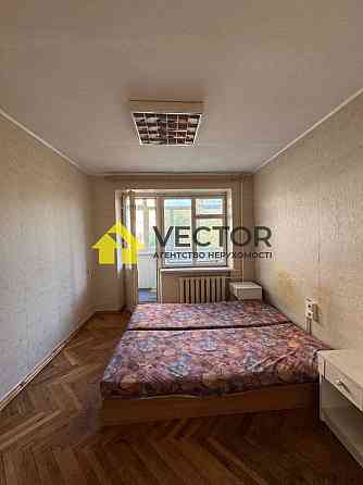 Продаж чотирикімнатної квартири на Браїлках Полтава