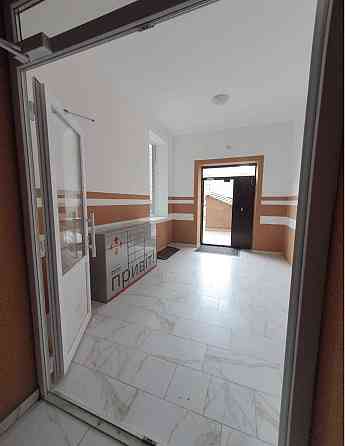 Продам 2 к кв 86м.кв Жк Лазурний з індив.газ.опален.,Центр ринок метро Харьков