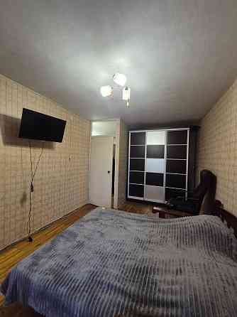 Продам 3 к.кв. метро Олексіївська/Перемога-5хв.пішки. Пр.Л.Свободи 35 Харьков