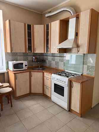 Здам  без % від власника 2-к квартира, вул. Краківська 5 метро Дарниця Київ