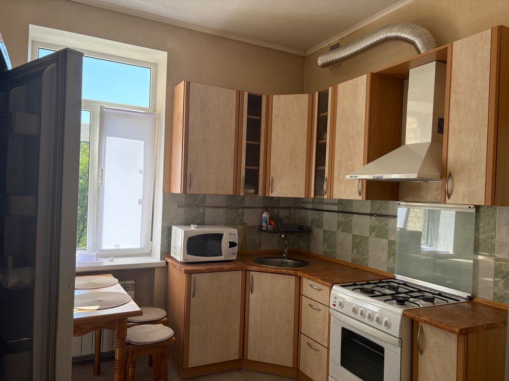 Здам  без % від власника 2-к квартира, вул. Краківська 5 метро Дарниця Київ - зображення 3