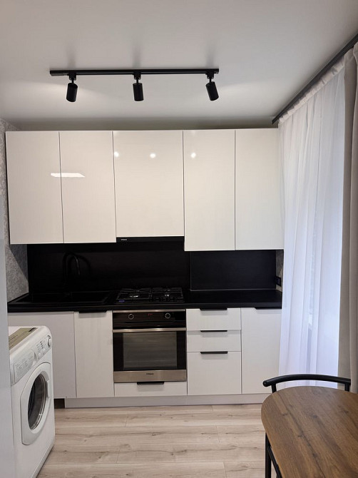 Здається в оренду 1к студія в центрі міста Чорновола 96 Івано-Франківськ - зображення 1