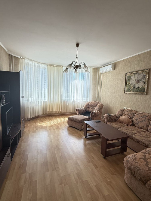 Здам 2 к квартиру Бажана 10 Осокорки Київ - зображення 1