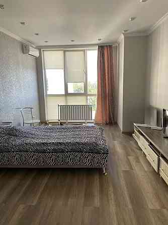 Здам 2х кімнатну в новобудові  біля метро Київ