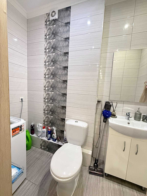 Здам 2х кімнатну в новобудові  біля метро Київ - зображення 6