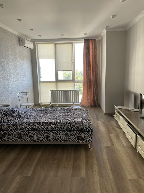 Здам 2х кімнатну в новобудові  біля метро Київ - зображення 2