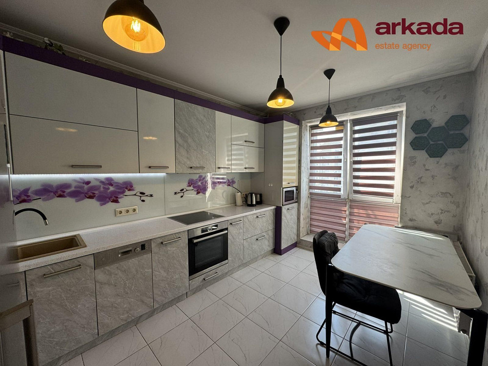 Трикімнатна квартира з ремонтом, меблями і технікою, Каскад Ивано-Франковск - изображение 3