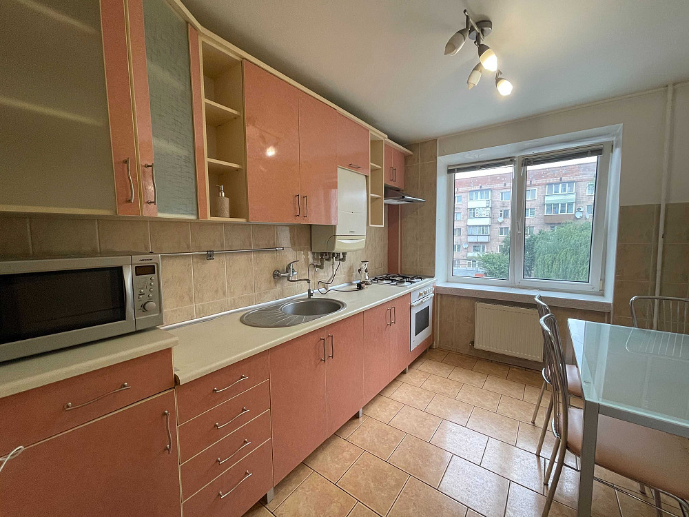 3-кімнатна для сім’ї | Цегляний будинок, автономка, балкон Ровно - изображение 2