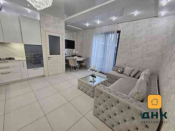 Отрада. Однокомнатная квартира. ЖК Граф на Азарова Одеса