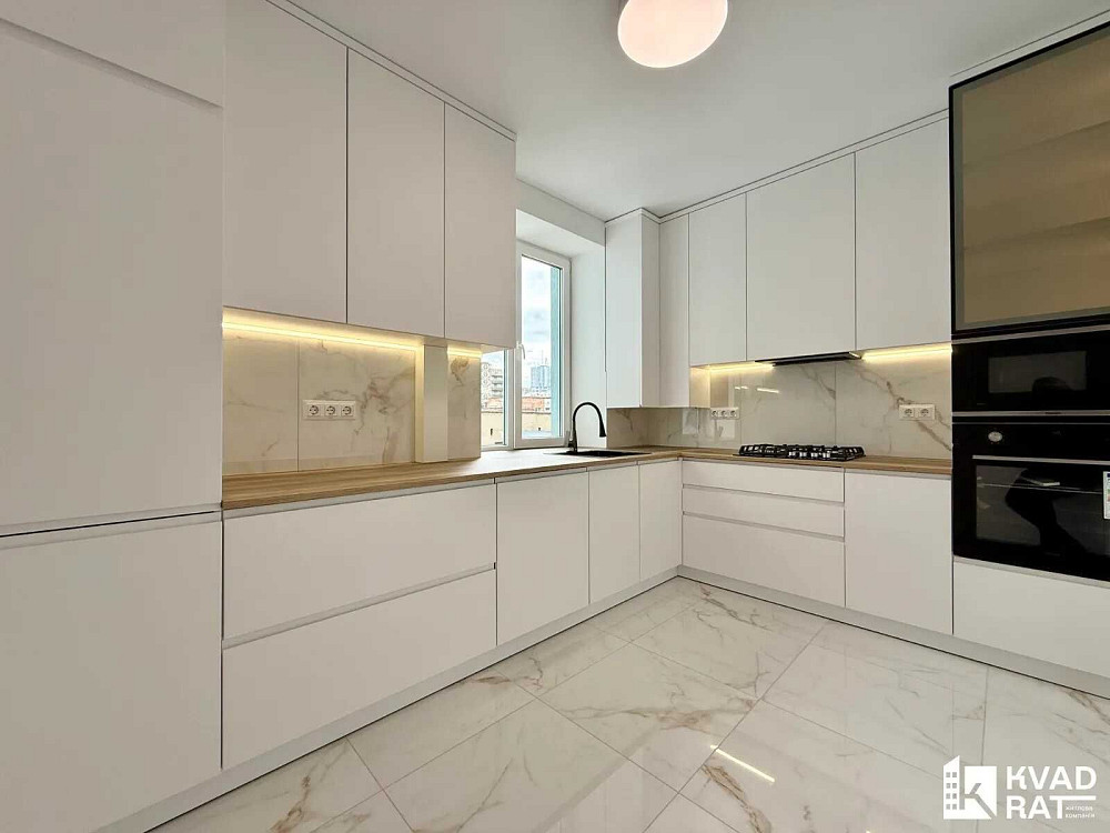 Простора двокімнатна квартира з ремонтом в новобудові! 6 поверх! Ивано-Франковск - изображение 2