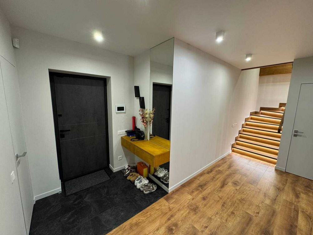 Продаж дворівневої квартири в самому ЦЕНТРІ з авторським ремонтом Полтава - изображение 5