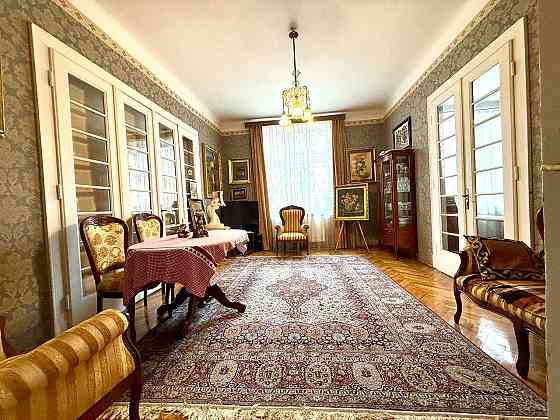 Продаж 4 кім. квартири вул. Стецька Центр Львова Львов