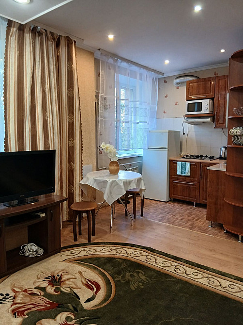 Оренда квартири на Соцмісті, опалення безкоштовно Кривой Рог - изображение 1