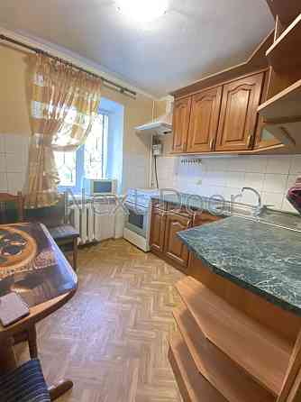 м.Дорогожичи 1 хв. 2х кімнатна квартира! Оренда! Київ