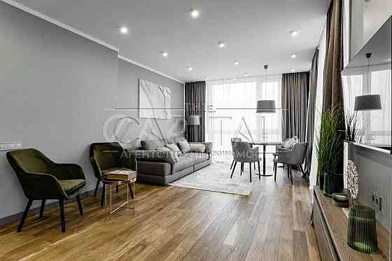 Оренда 2-кімн квартири З ВИДОМ НА ДНІПРО  в ЖК Славутич Київ