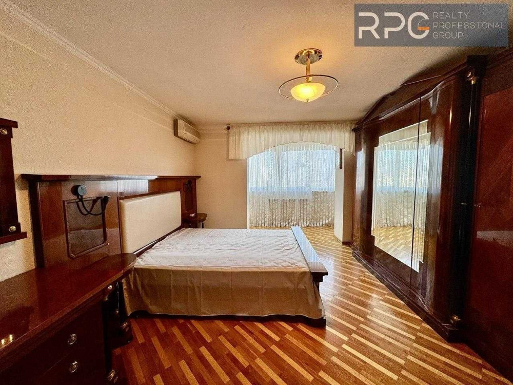 Оренда 3-к квартира Антоновича Олімпійська Палац Україна паркомісце Київ - зображення 2