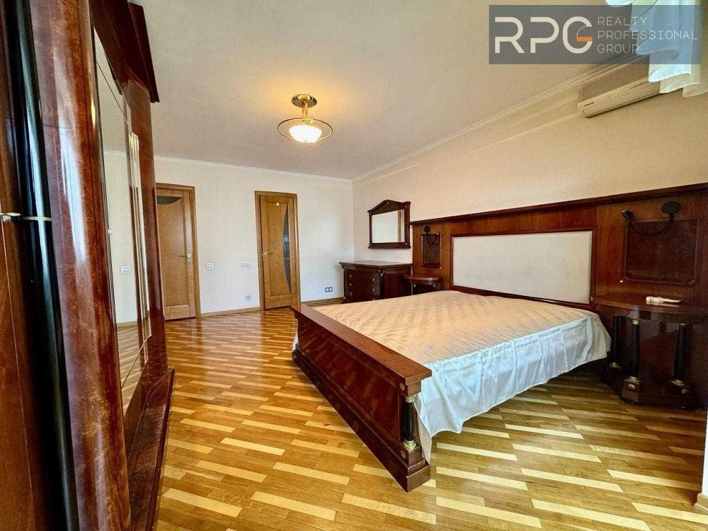 Оренда 3-к квартира Антоновича Олімпійська Палац Україна паркомісце Київ - зображення 3