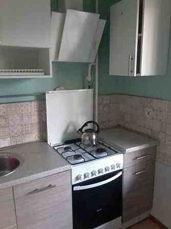 Однокімнатна біля метро без комісії Київ