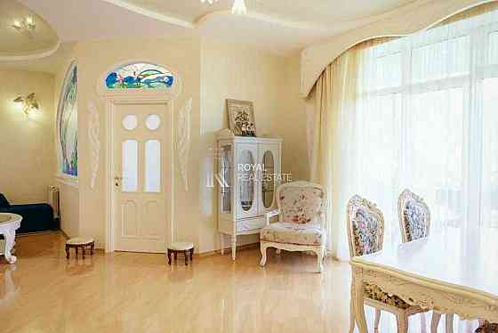 оренда 3-х квартири вул. Івана Мазепи, 3.
метро Арсенальна. Київ