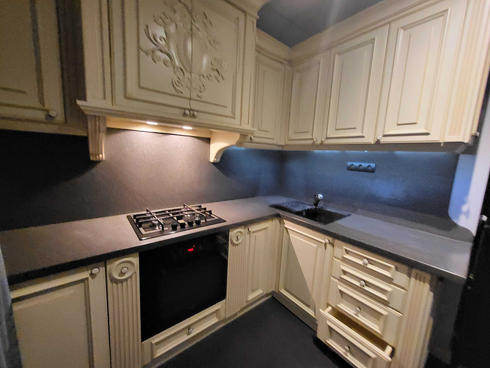 Продаж 3 кімнатної квартири з ремонтом в самому центрі Буча - зображення 1