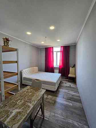 Простора двокімнатна квартира, м. Одеса, ЖК Романовський Одеса