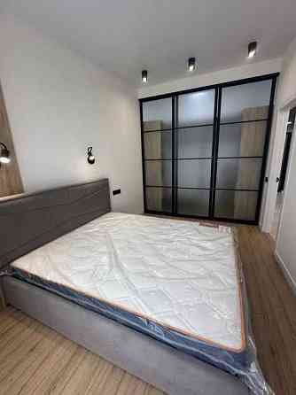 Простора, світла однушка. ЖК з укриттям 34 м2 Київ