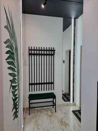 1-кімнатна укомплектована квартира з виглядом на озеро! Ровно