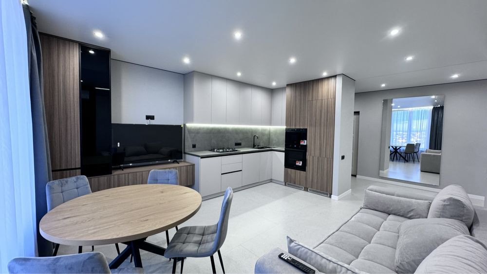 Шикарна 2к квартира з кухею-студіо/меблі/техніка/газове опалення/центр Ивано-Франковск - изображение 2