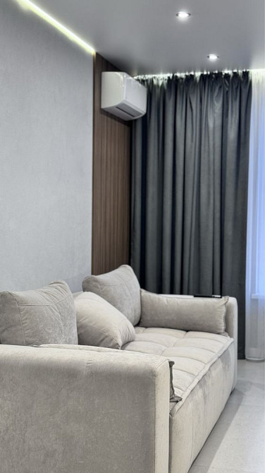 Шикарна 2к квартира з кухею-студіо/меблі/техніка/газове опалення/центр Ивано-Франковск - изображение 8