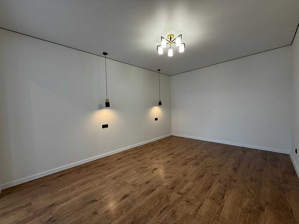 Продам 1 кімнатну квартиру з ремонто ДЕШЕВО! Крихівці - зображення 7