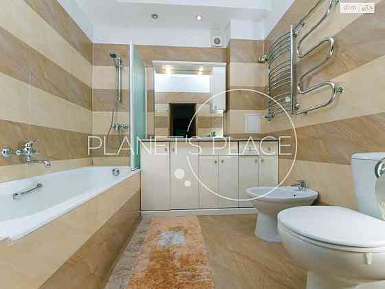 Продажа 3к кв. 70 кв. м  на ул. Никольско-Ботаническая 17/4 Київ