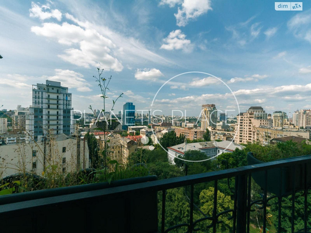 Продажа 3к кв. 70 кв. м  на ул. Никольско-Ботаническая 17/4 Київ - зображення 1