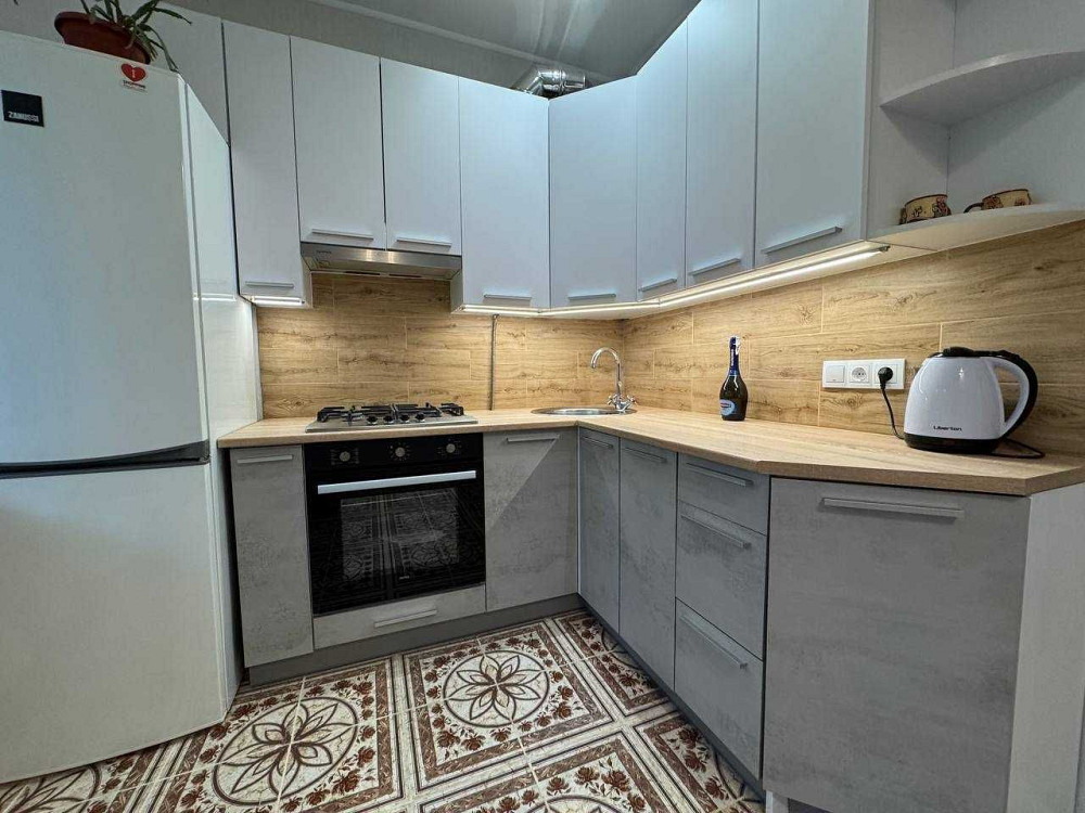 Центр міста! Однокімнатна квартира з балконом. Ірпінь - зображення 5