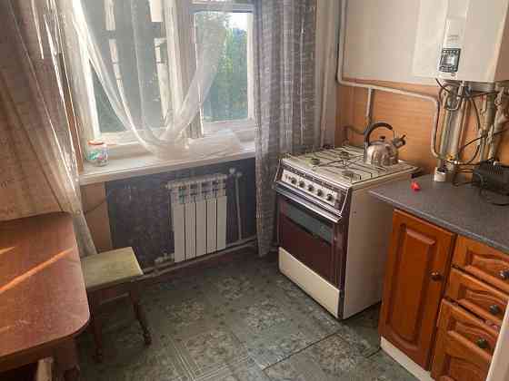 продається однокімнатна квартира власник автономне опалення Стрий